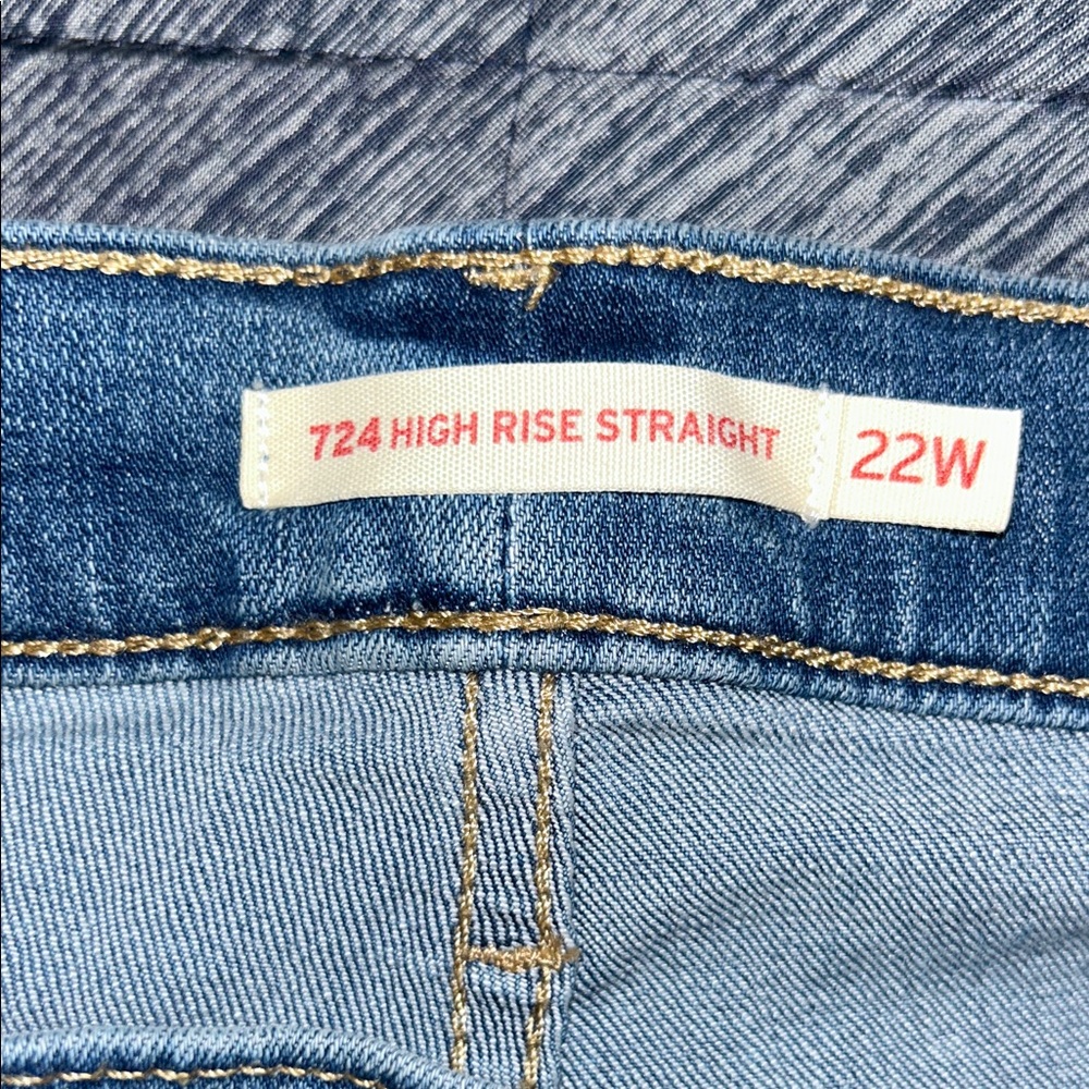 Levi's Light Blue High-Rise Distressed Straight Jeans size 22W Preloved - Picture 6 of 15